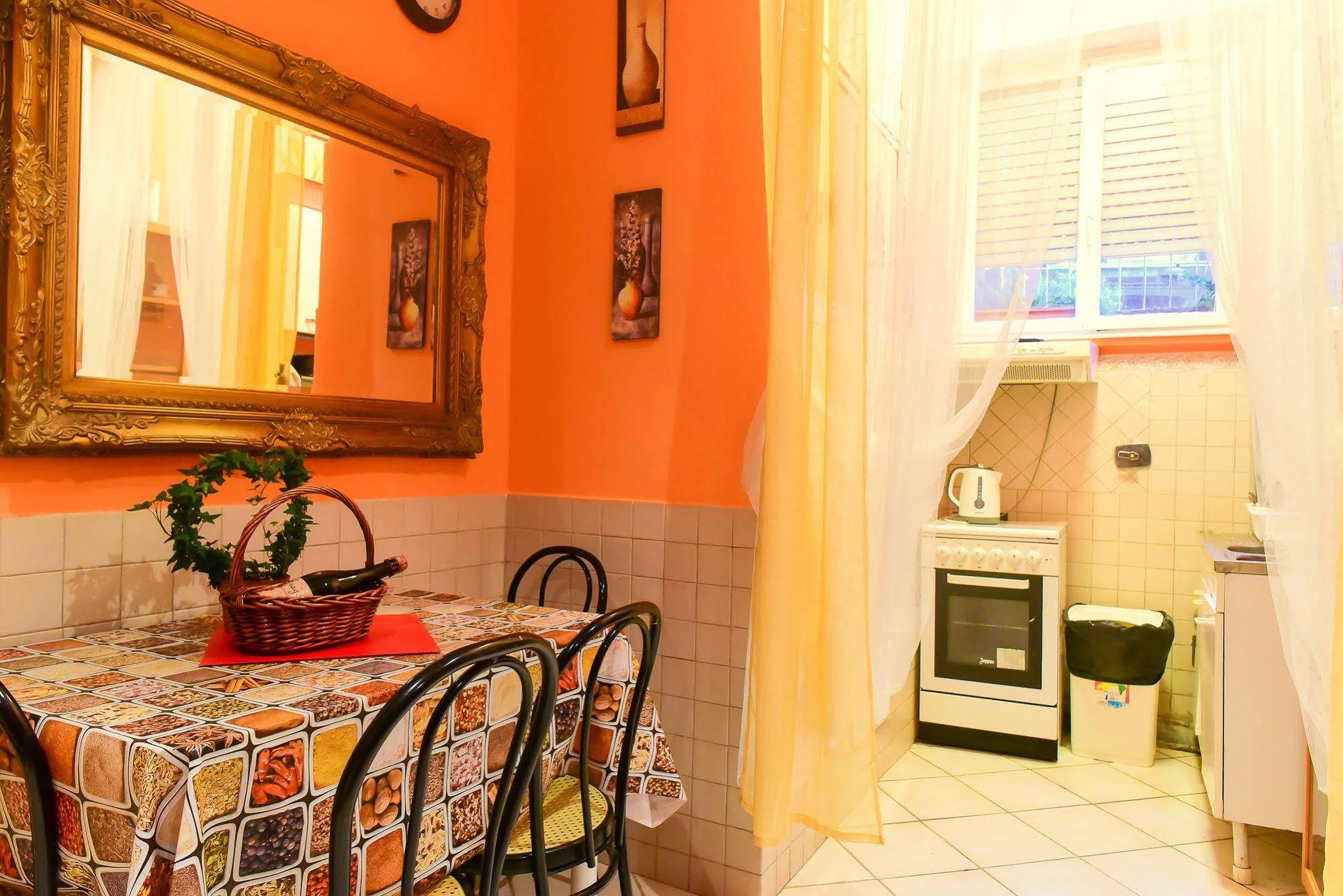 Villa Simpatia Flat Massalongo Rome